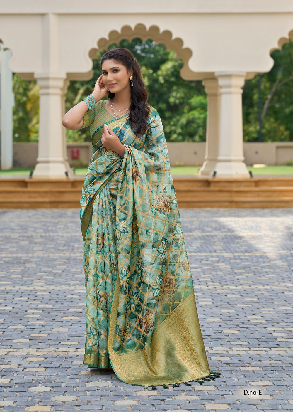Aaradhya Bloom