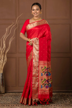 Muniya mayuri