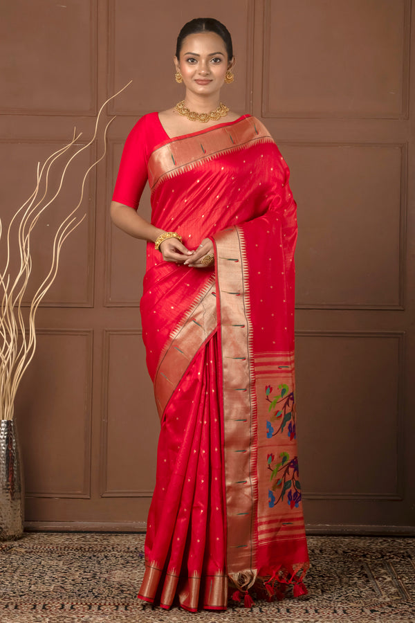 Muniya mayuri