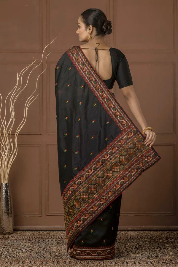 Kashmiri Saaj