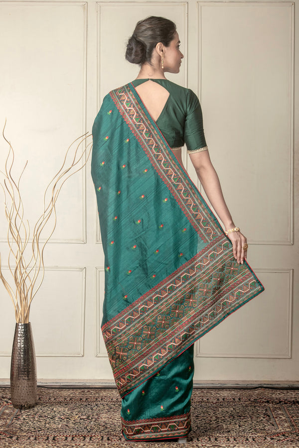 Kashmiri Saaj