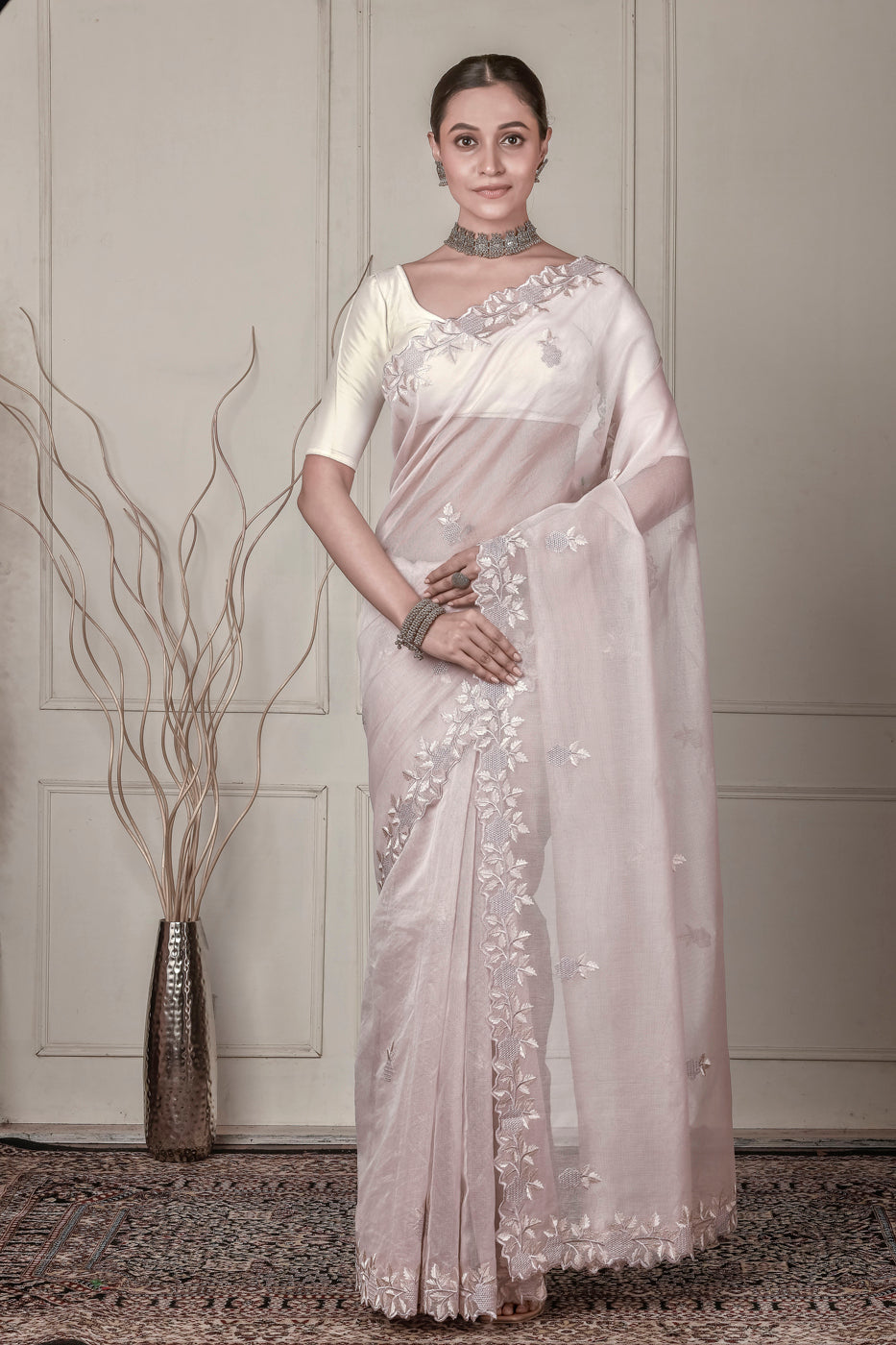 Netra Elegance
