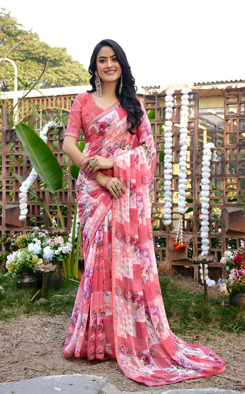 Moon Bloom Georgrtte Saree for Daily Wear
