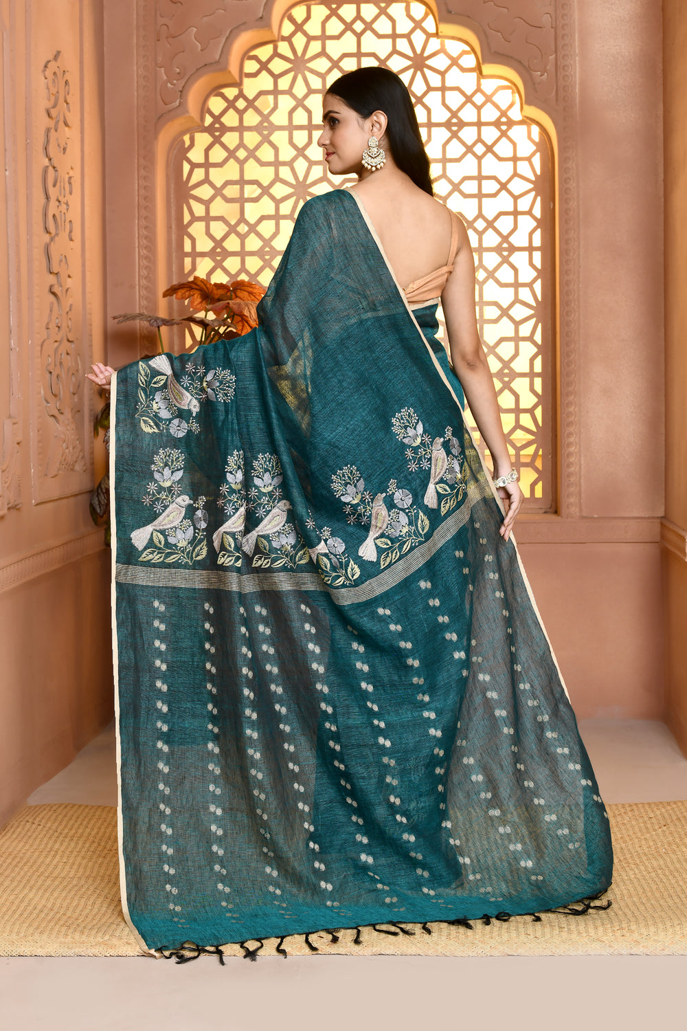 Linen Workcharm Saree For Semi Formal Wear