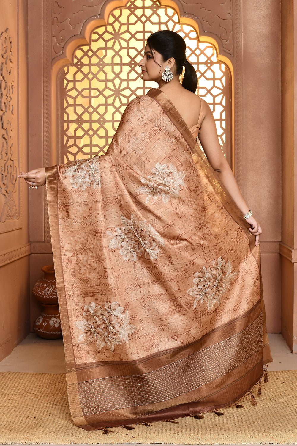 Zaricanvas Linen Saree Linen Saree For Semi Formal Wear