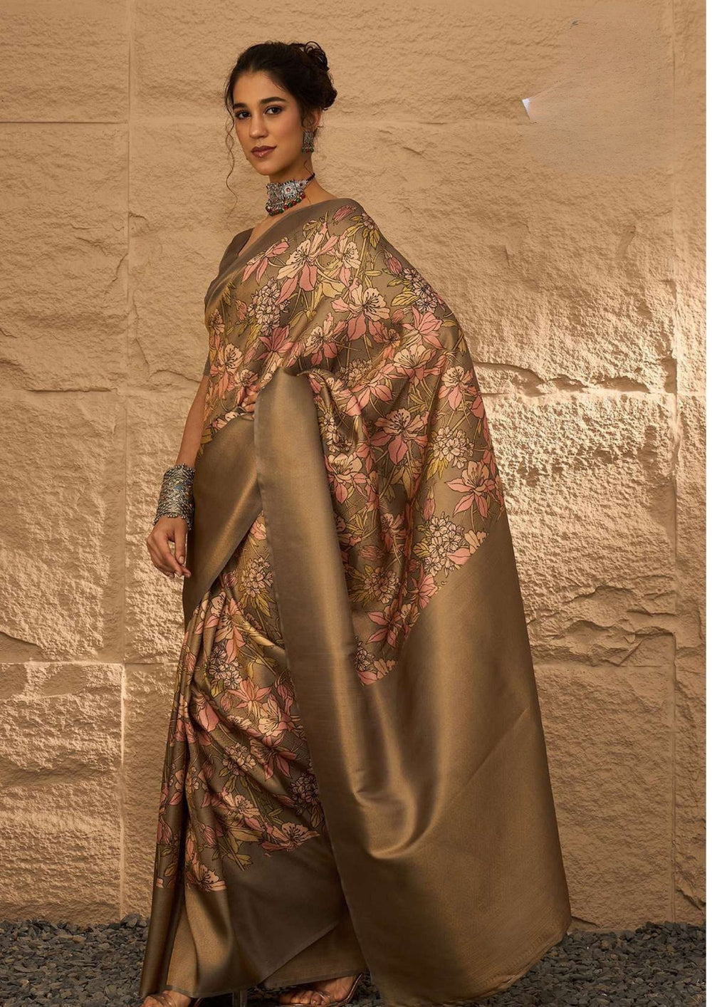 Velvet Pixels Art Silk Saree for Daily Wear